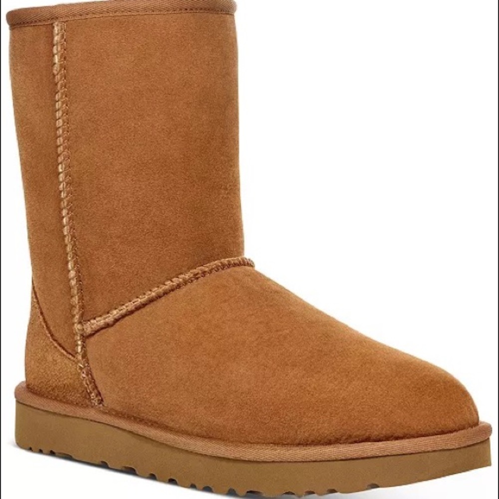 Women's Classic II Short Boots size 8